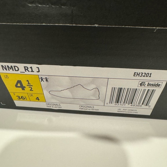 Adidas NMD R1J * US size 4.5 grade school - Picture 3 of 6
